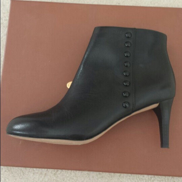 NEW Coach heels - Picture 1 of 3